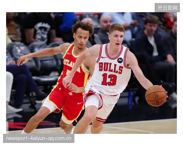 公牛运球突破吸引包夹再分球：篮球中的智慧与力量